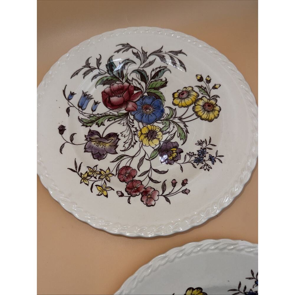 Vernon Kilns May Flower 10.5” Dinner Plates Set of 4 ~ Hand Painted USA - Picture 5 of 11